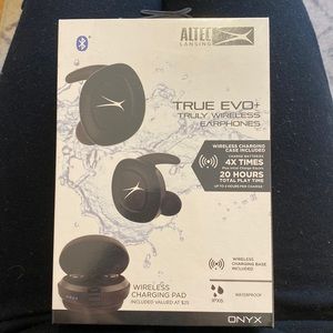 Brand New Wireless earphones